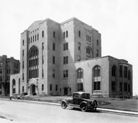 1931 Cincinnati Children's research building