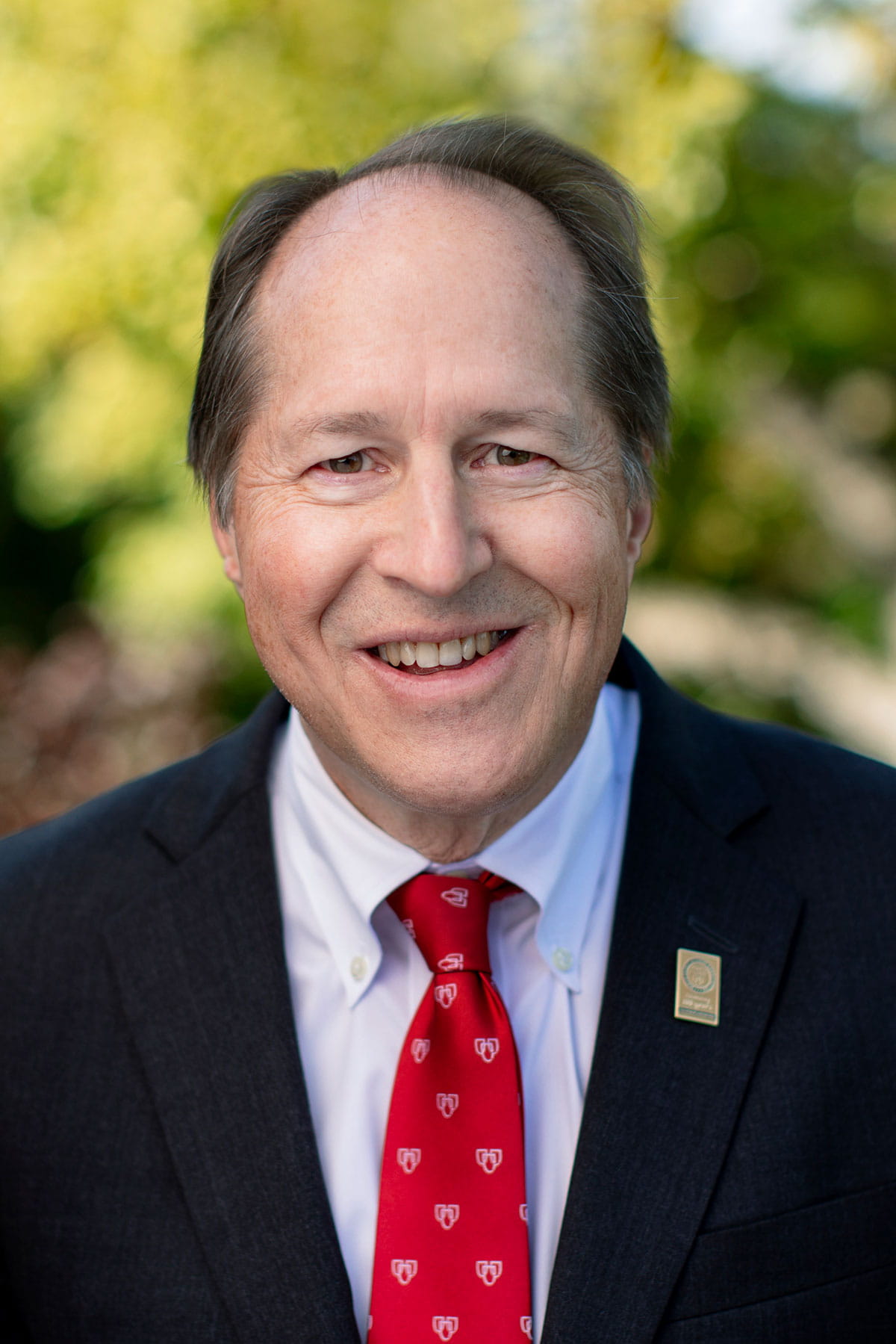 A photo of Carl Backer.