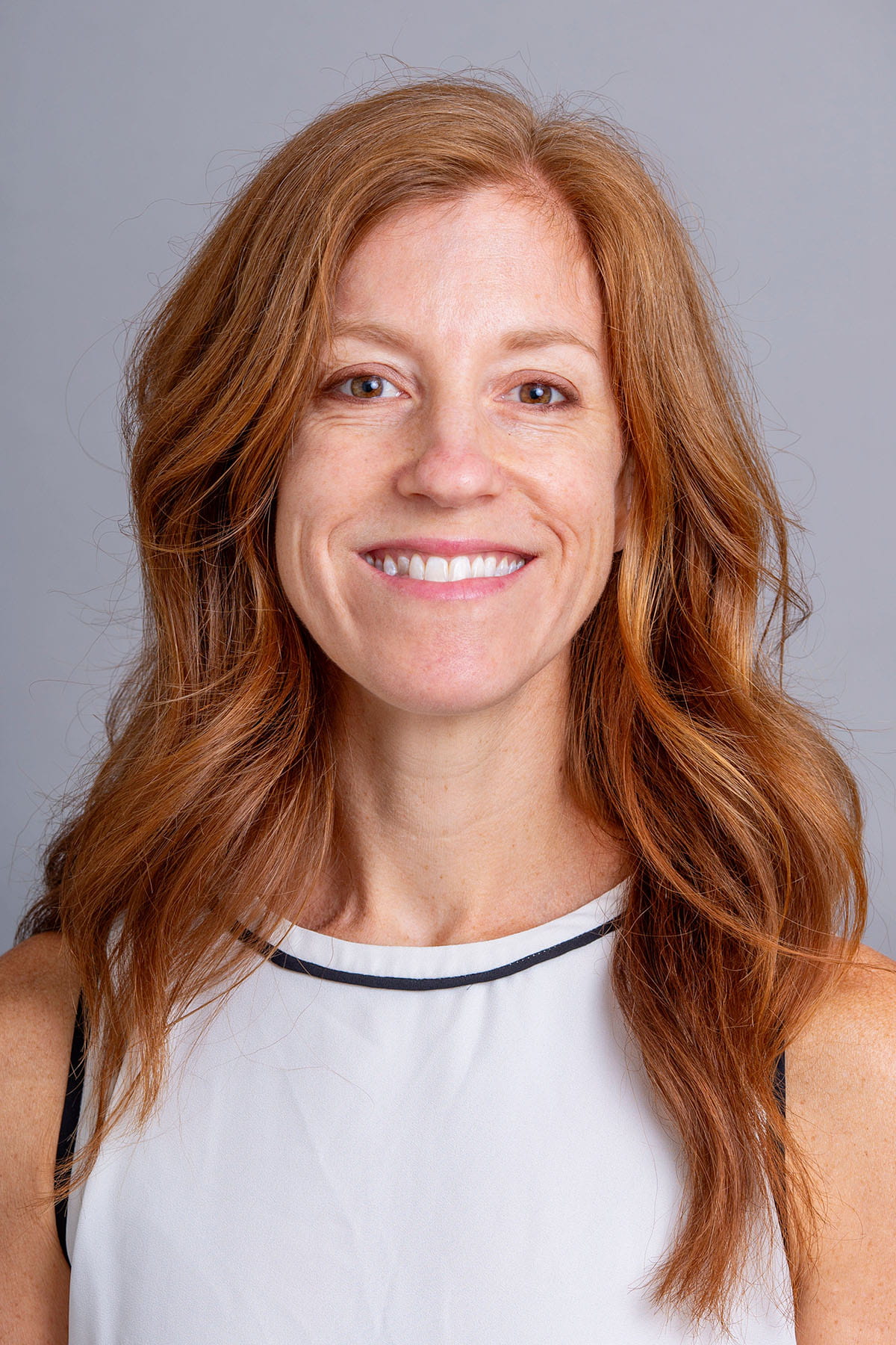 A photo of Lindsey Barske.