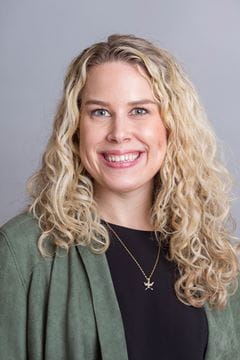 A photo of Amanda Schab.