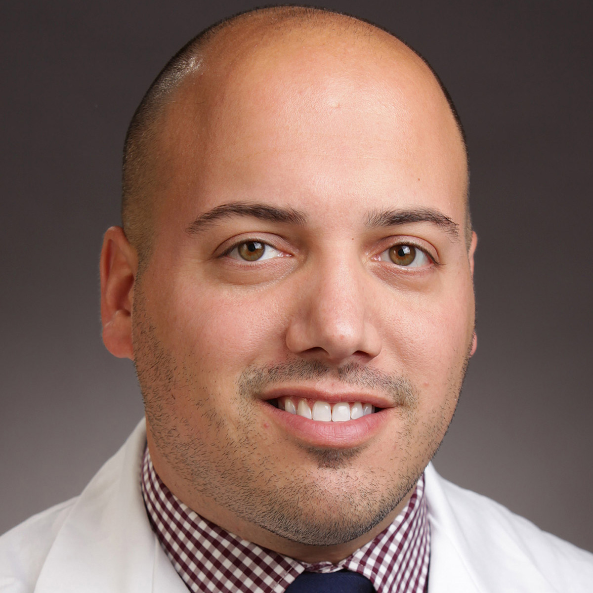 A photo of Christopher Siracusa.