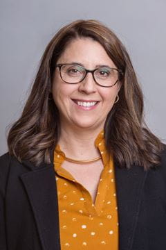 A photo of Laura Smith.