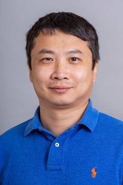 This is a photo of Yunguan Wang.