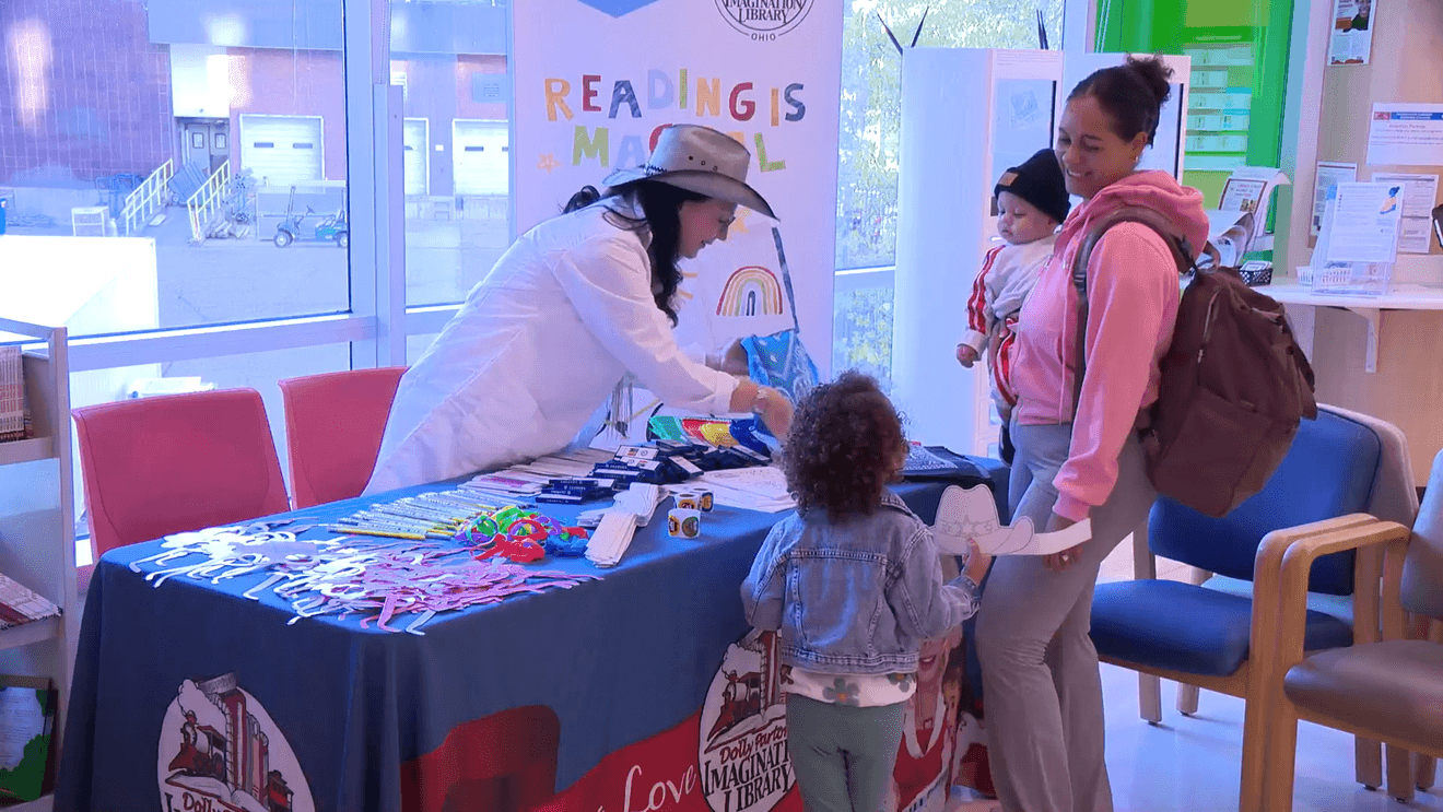 Cincinnati Children's celebrates Dolly Day with Imagination Library fundraiser