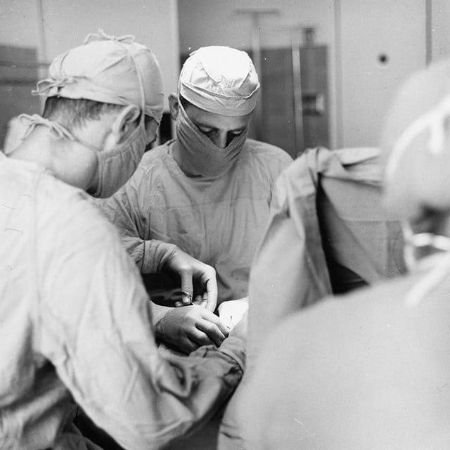 Lester Martin’s innovation and skill as a surgeon resulted in greatly improved outcomes for complicated gastrointestinal surgery, including surgery for Hirschsprung disease and ulcerative colitis.