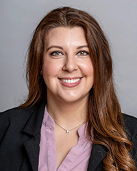 A photo of Angela Combs.