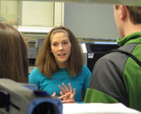 Nicole White explaining the FACS machine during the Immunology lab.