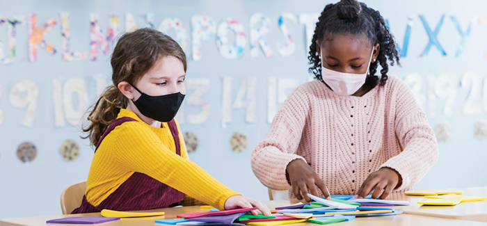 Girls work together.