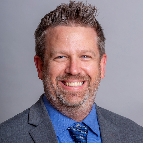 A photo of Christopher King.