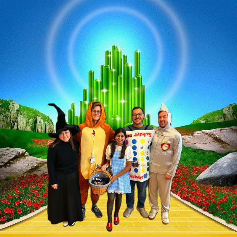 Halloween Wizard of Oz costumes.