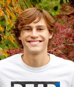 Kyle Lowry headshot.