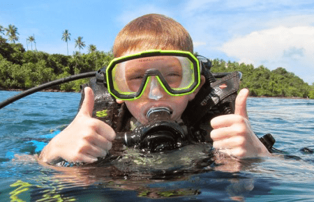 William gives a thumbs up.