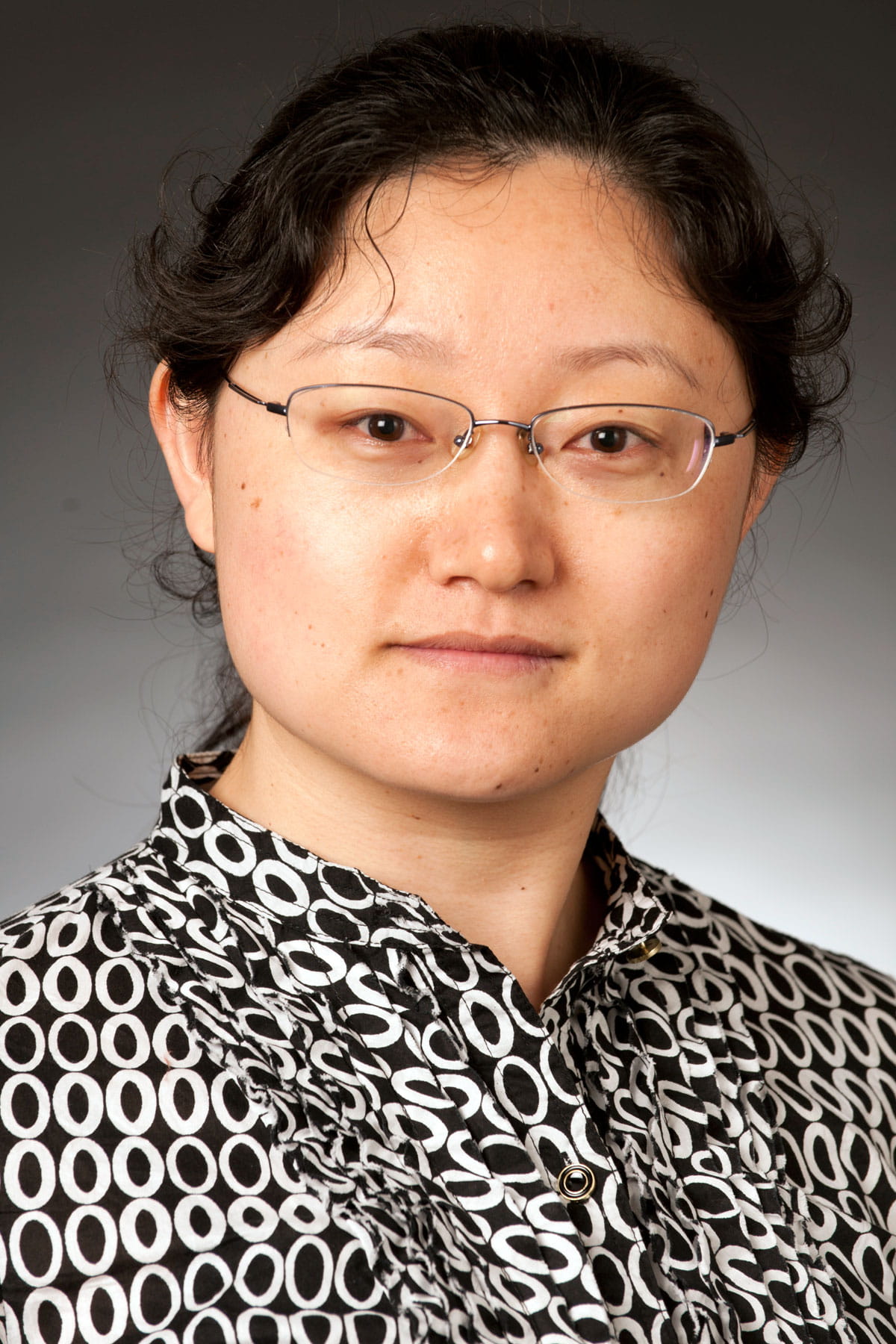 Photo of Lili Ding, PhD