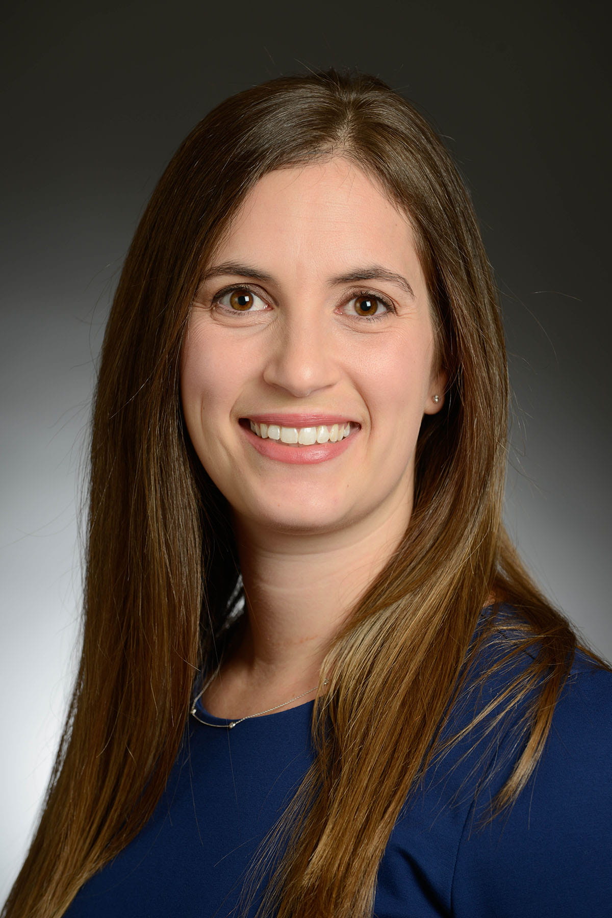 Photo of Leslie Farrell, MD