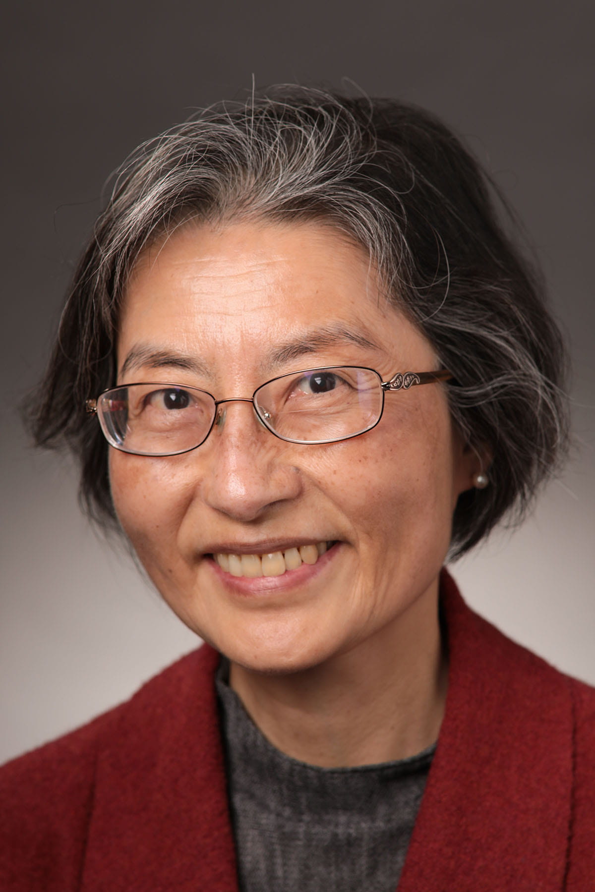 Photo of Vivian Hwa, PhD