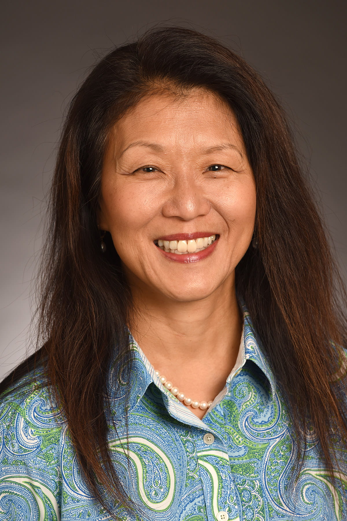 A photo of Lisa W. Kuan.